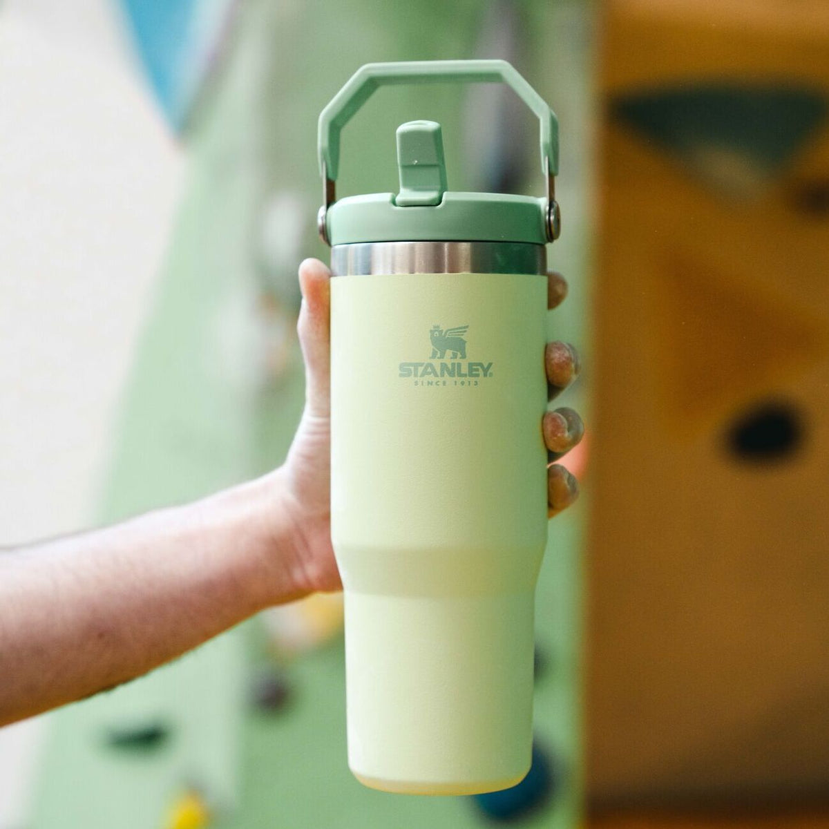 IceFlow™ Flip Straw 2.0 Tumbler | 0.89L - Stanley Create