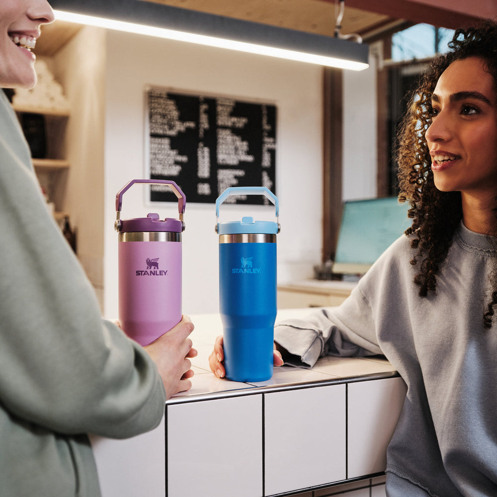 IceFlow™ Flip Straw 2.0 Tumbler | 0.89L