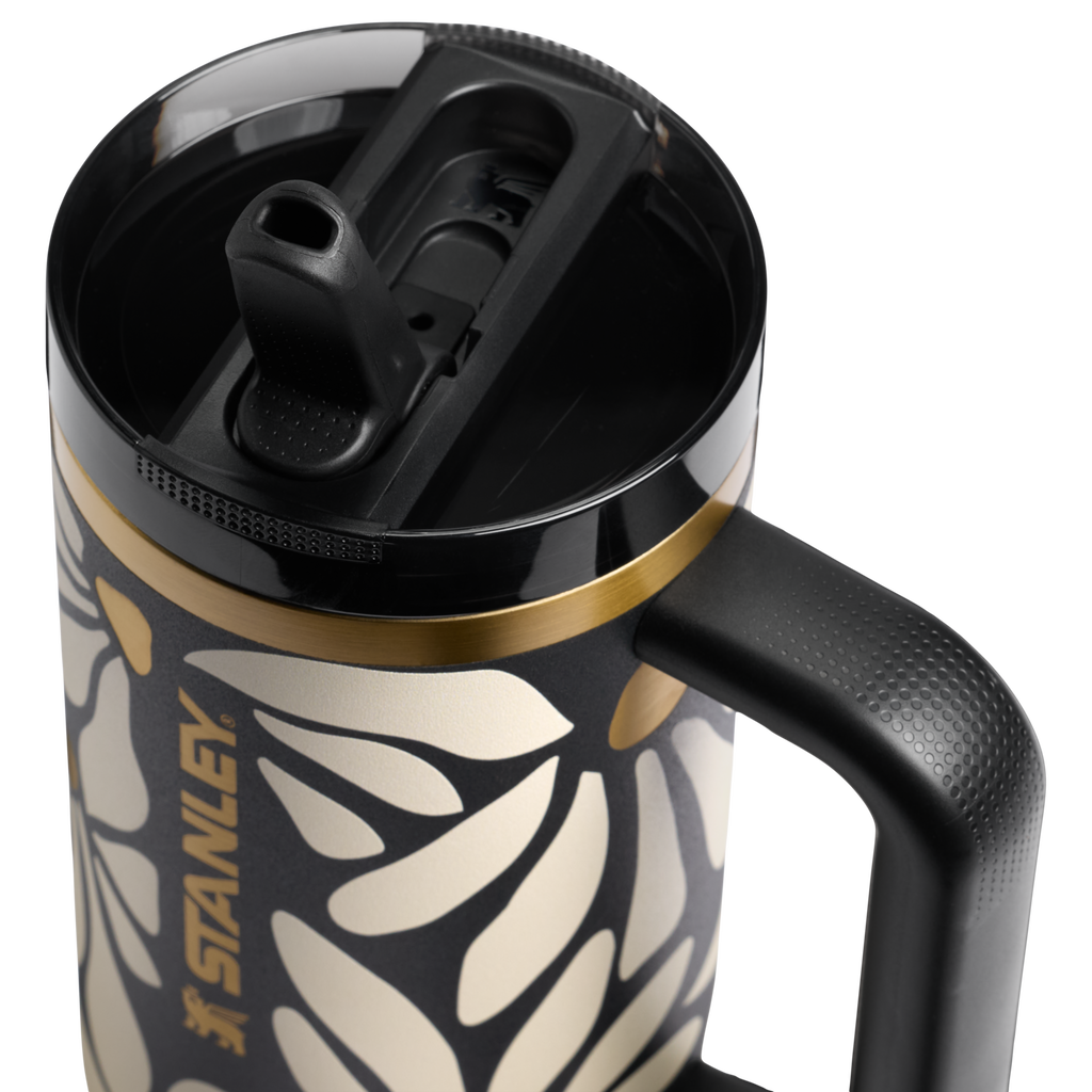 Quencher® ProTour Flip Straw Tumbler | 0.89L