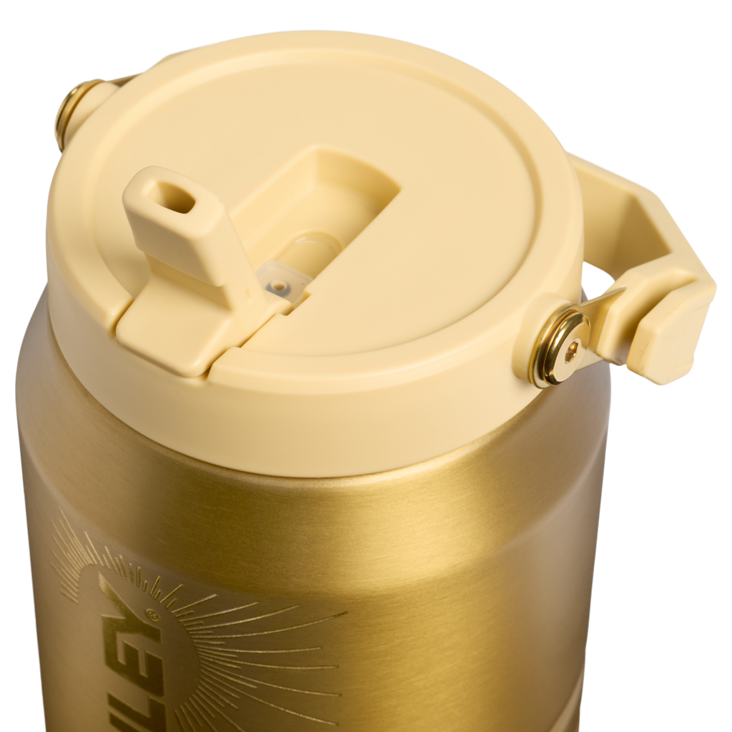 Messi x Stanley 1913 IceFlow™ Flip Straw Jug | 1.9L