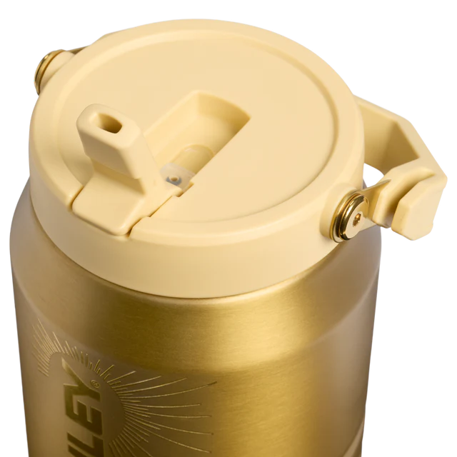 Messi x Stanley 1913 IceFlow™ Flip Straw Jug | 1.9L