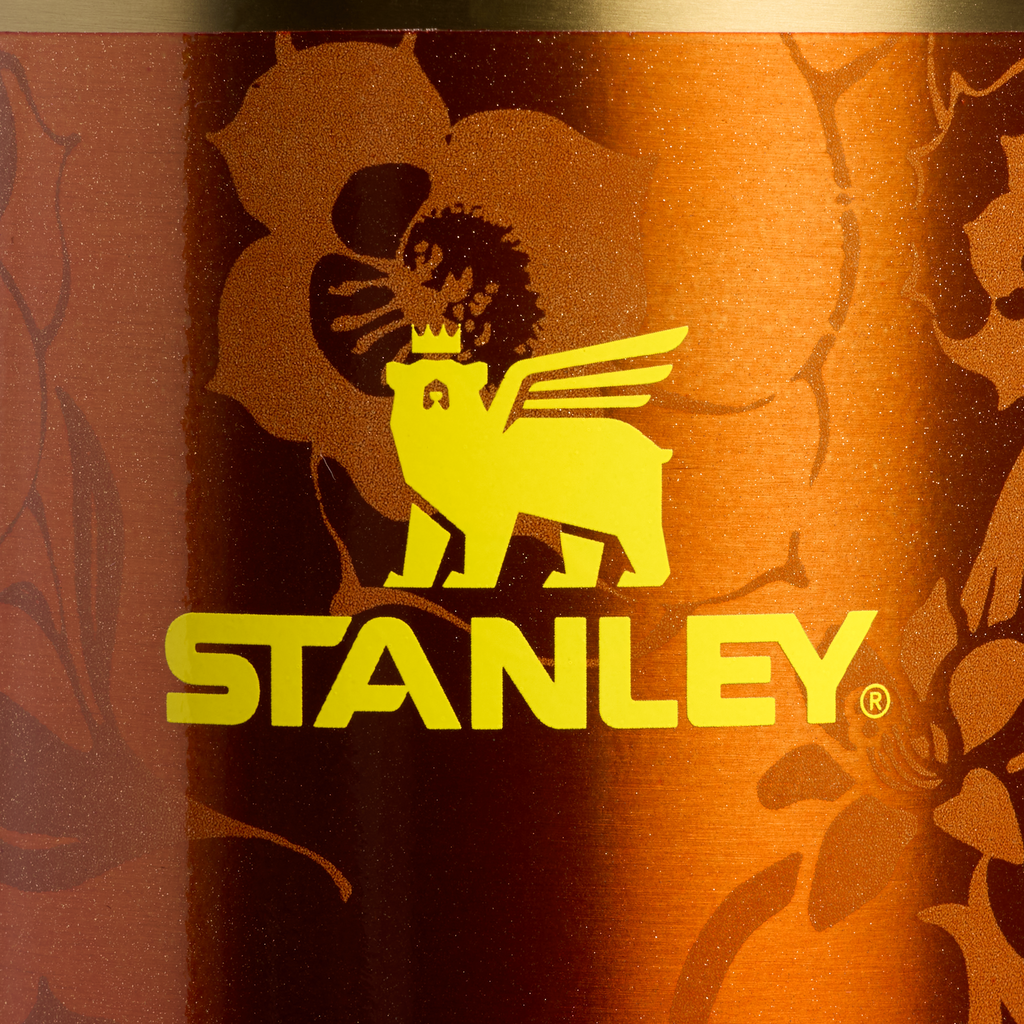 Stanley 1913 x Karol G Quencher® H2.0 FlowState™ Tumbler | 1.18L