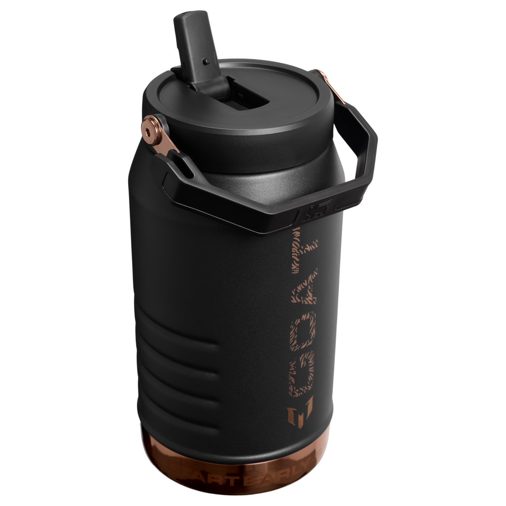 Messi x Stanley 1913 IceFlow™ Flip Straw Jug | 1.9L
