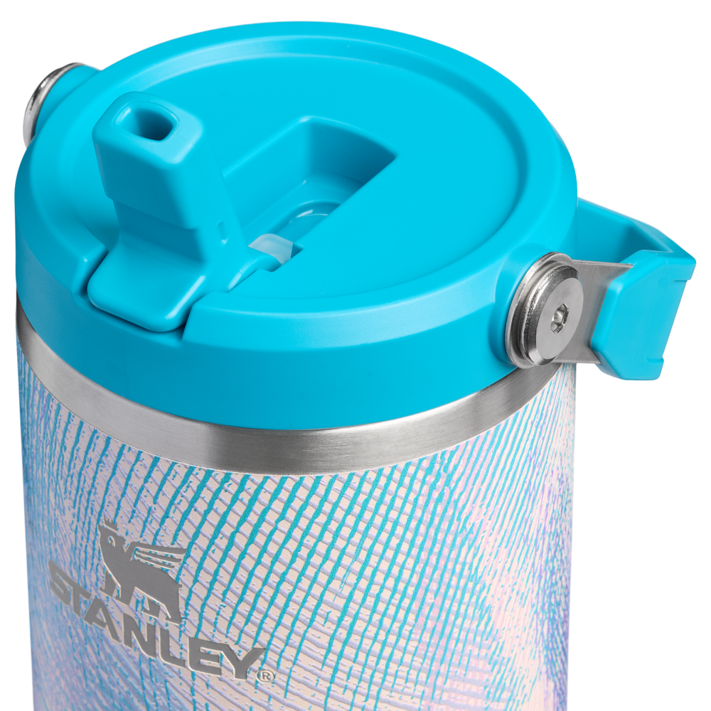 IceFlow™ Flip Straw 2.0 Tumbler | 0.89L