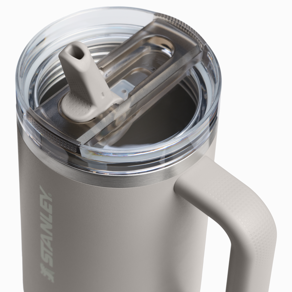 Quencher® ProTour Flip Straw Tumbler | 0.89L - Stanley Create